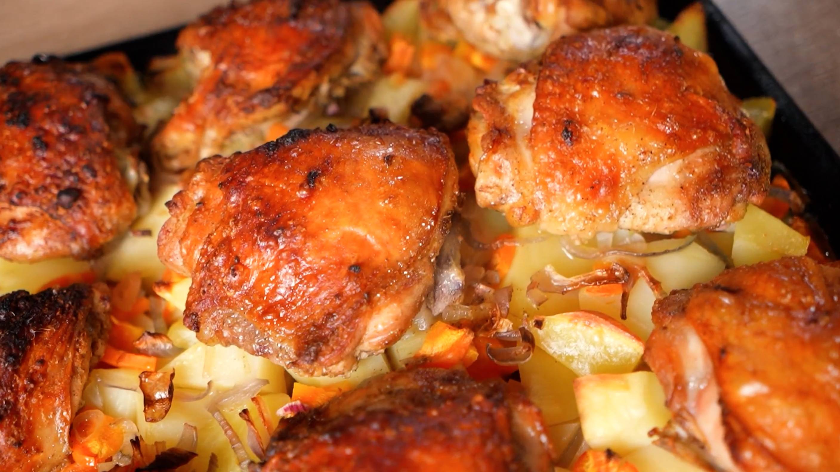 Картошка с Курицей в Духовке — Простой и Быстрый Рецепт для Ужина! 🍗🥔