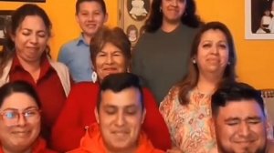 Повтори мелодию и не описайся от смеха))))