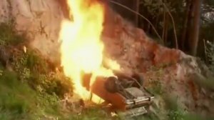 При загадочных обстоятельствах (2010) 4 серия car crash scene