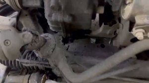 замена втулок стабилизатора Nissan teana