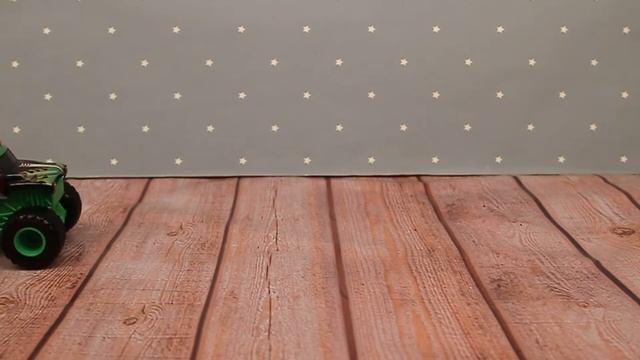 Машина Monster Jam Grave Digger инерционный механизм со звуками ? смотреть онлайн