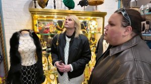 Рай винтажного люкса в Париже. Цены. Chanel, Dior, Hermes, YSL