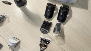 Триммер Braun Series 7 MGK7420 c Бритвой Gillette