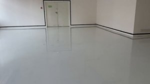 Антистатические эпоксидные полы для производственного помещения 1300м2.