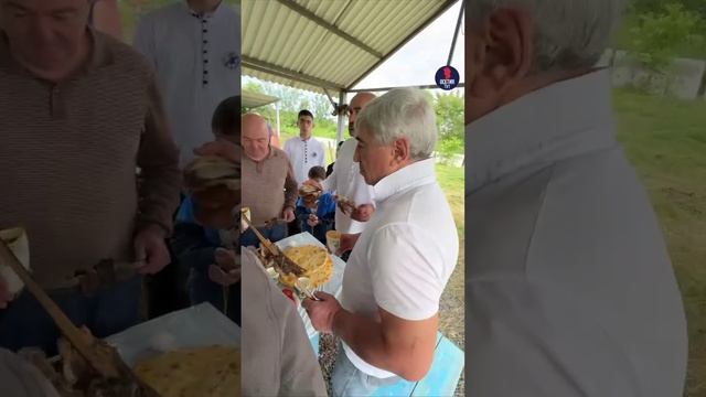 Осетины