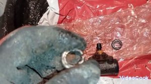 Чем отличаются самоподводящийся и несамоподводящийс?