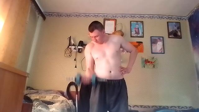 Гантель 7 кг на бицепс для прокачки  выносливости мышц.