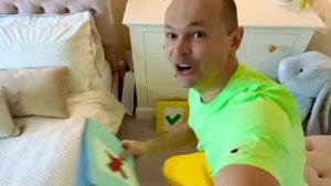 Мистер Макс Пауки в доме