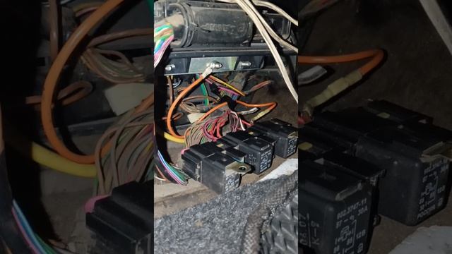 Что делать, если при включении вентилятора идёт просадка напряжения и выбивает чек по лямбде? смотреть онлайн