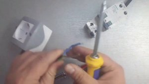 Автоматический Выключатель установка и подключение...