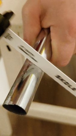 Рукоять для полотен от сабельной пилы и для пилок от лобзика, если нет с собой лобзика под рукой.
