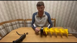 Обзор и доработка китайского пластикового ледобура .