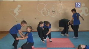 Дистанция: успехи волейболисток и проблемы футболистов