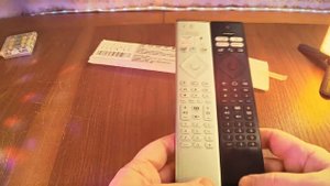 Пульт Philips SRC-4526 398GM10BEPHNR041SY (SMART TV, голосовое управление).