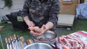 Удивительный рецепт шашлыка 2в1 на мангале. Рецепт бомба
