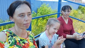 Пеку блинчики.На трибуне.Заказала сушилки.