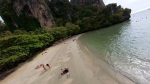 Пляж Рейли-Бич, Краби, Тайланд. Полеты на FPV-дроне DJI Avata