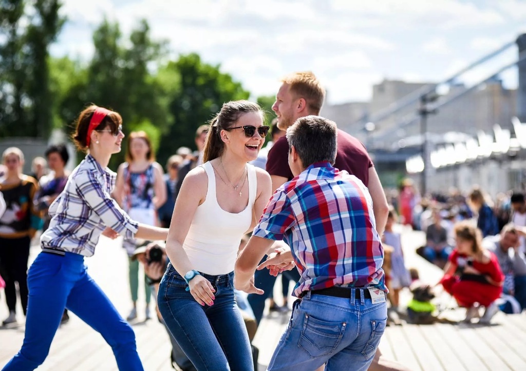 Park Gorky - танцы в Москве!