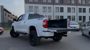 БЛАГОРОДНЫЙ ВЫХЛОП на TOYOTA TUNDRA 5.7 V8