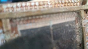 среди пустых плат нашёл дорогие радиодетали