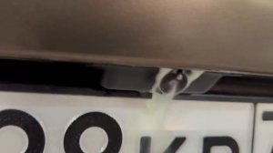 Установка омывателя камеры заднего вида, в Ягуаре XJ 351.