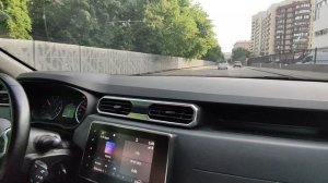Renault Duster - салон, эргономика. Бедность и шум