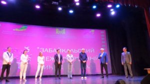 НА СЦЕНЕ ТЕАТРА "АМАР САЙН"