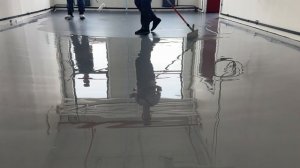 Антистатические полы для производственного помещения.