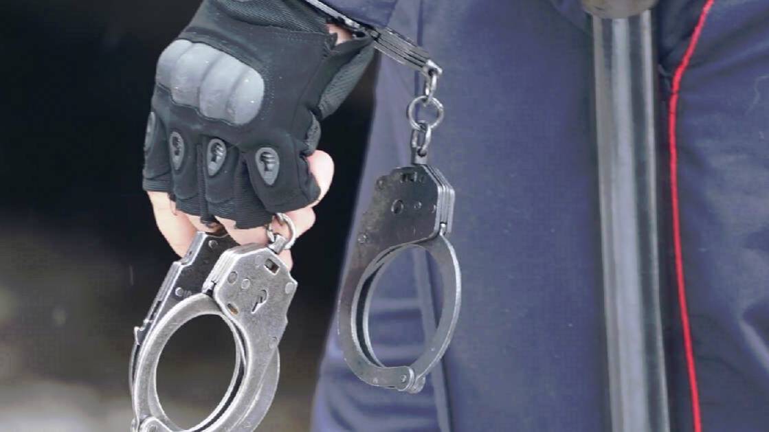 Шумная вечеринка в Нижегородской области закончилась задержанием экстремиста