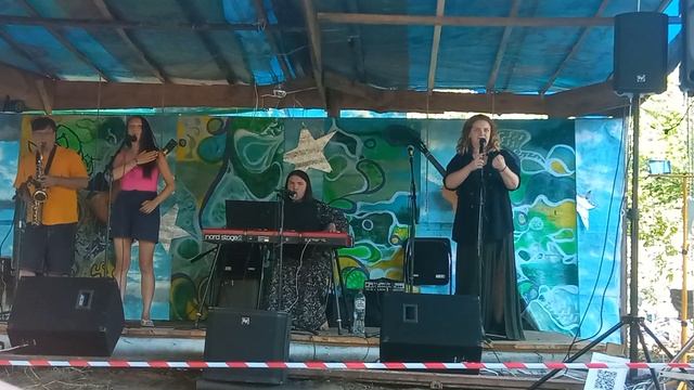 Группа Твоя Дивизия - Кинки-пати. Сцена Межгород Фе