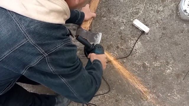 ОСТРЫЙ КАК БРИТВА! как наточить топор БОЛГАРКОЙ???