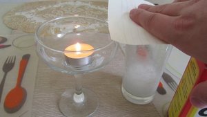 НЕВИДИМАЯ ЖИДКОСТЬ ТУШИТ ОГОНЬ  Опыты и эксперименты по химии ➄