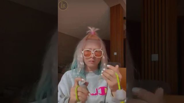 Чёткая девушка