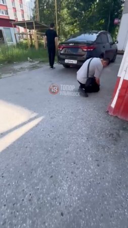 😱 Пацану разбили нос на Песках прямо днем и при людях