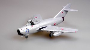 Сборка и окраска МИГ -15. Звезда 7317. Масштаб 1:72