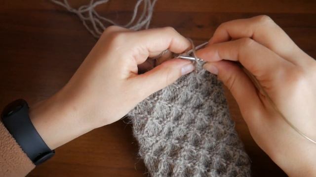 Теплые варежки спицами. МК вязание варежек. Детские варежки. Женские варежки связать спицам смотреть онлайн