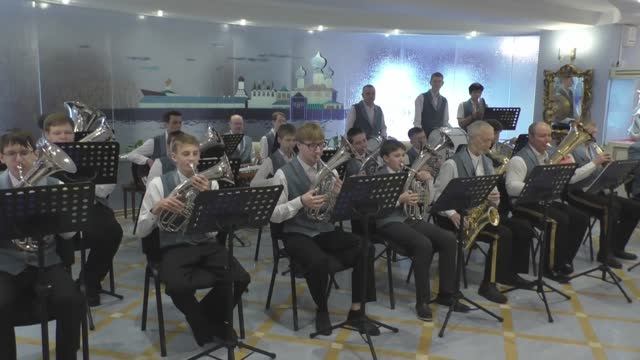 Духовой оркестр Тихвинской ДШИ им. Н. А. Римского-Корсакова (рук. Иван Смольский) смотреть онлайн