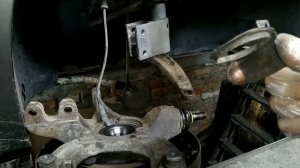 Замена передних сайлентблоков Пежо 307 правая сторона ?