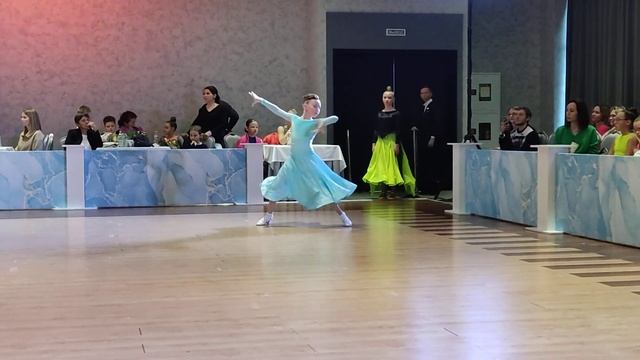 стандарт #бальники #dance #вальс #квикстеп #танго #фокстро смотреть онлайн