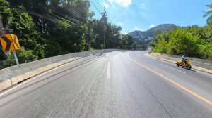 Можно ли ездить в Таиланде без прав и без шлема? Insta 360 X4