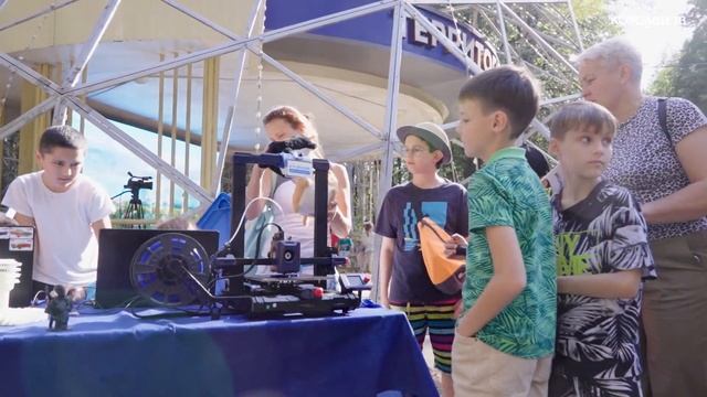 Фотовыставка, ретроавто и 3Д моделирование – как прош? смотреть онлайн