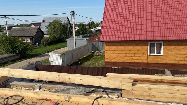 Сгнил дом! Замена потолка и крыши. смотреть онлайн