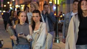 Удивительные девушки и люди России! Жизнь в России 2025 — настоящие истории, эмоции и моменты