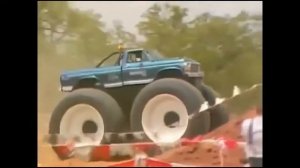 Самый большой внедорожник  Бигфут Monster Truck