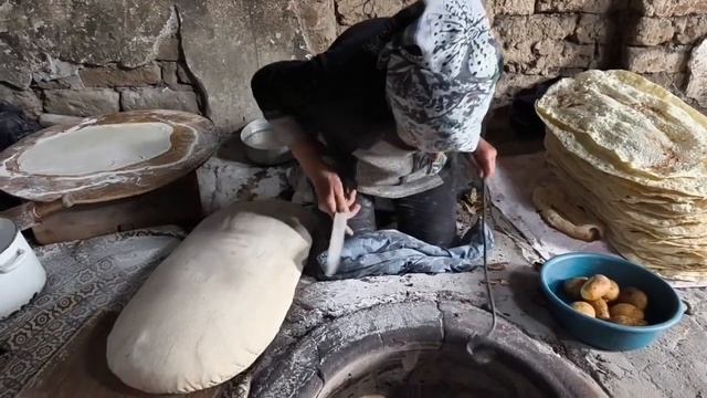 АРМЯНСКИЙ ЛАВАШ !!! Вот так готовится самый вкусный хле смотреть онлайн