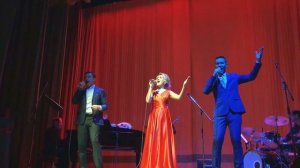 "Лучший город земли"  ( "Песня о Москве" ) -  Владислав Косарев, Ольга Годунова,, Сергей Плюснин