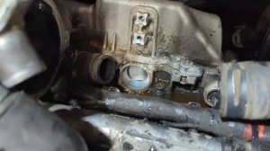 "ГТ" Mersedes B 180 CDI, замена термостата или где он спрятался.