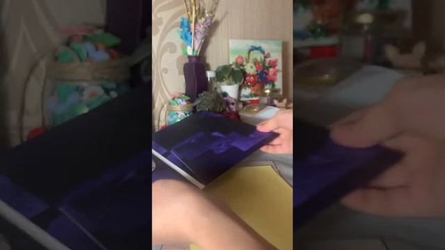 Распаковка моего первого альбома,noeasy stray kids смотреть онлайн