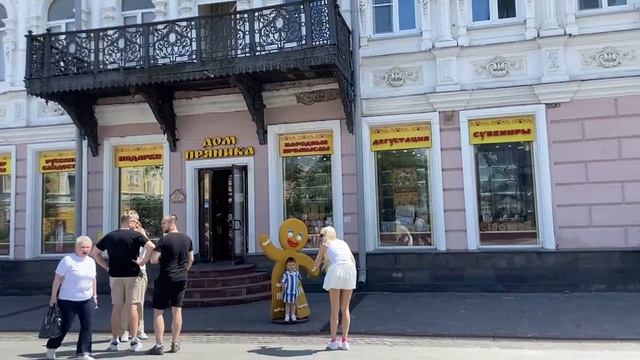 Krasivyye mesta Rossii.Красота и движение: Гуляю по Большой Покровской в Нижнем