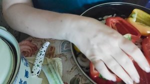 1000004135.mp4. ДОМАШНИЙ ВЛОГ. ФАРШИРУЕМ ПЕРЦЫ.